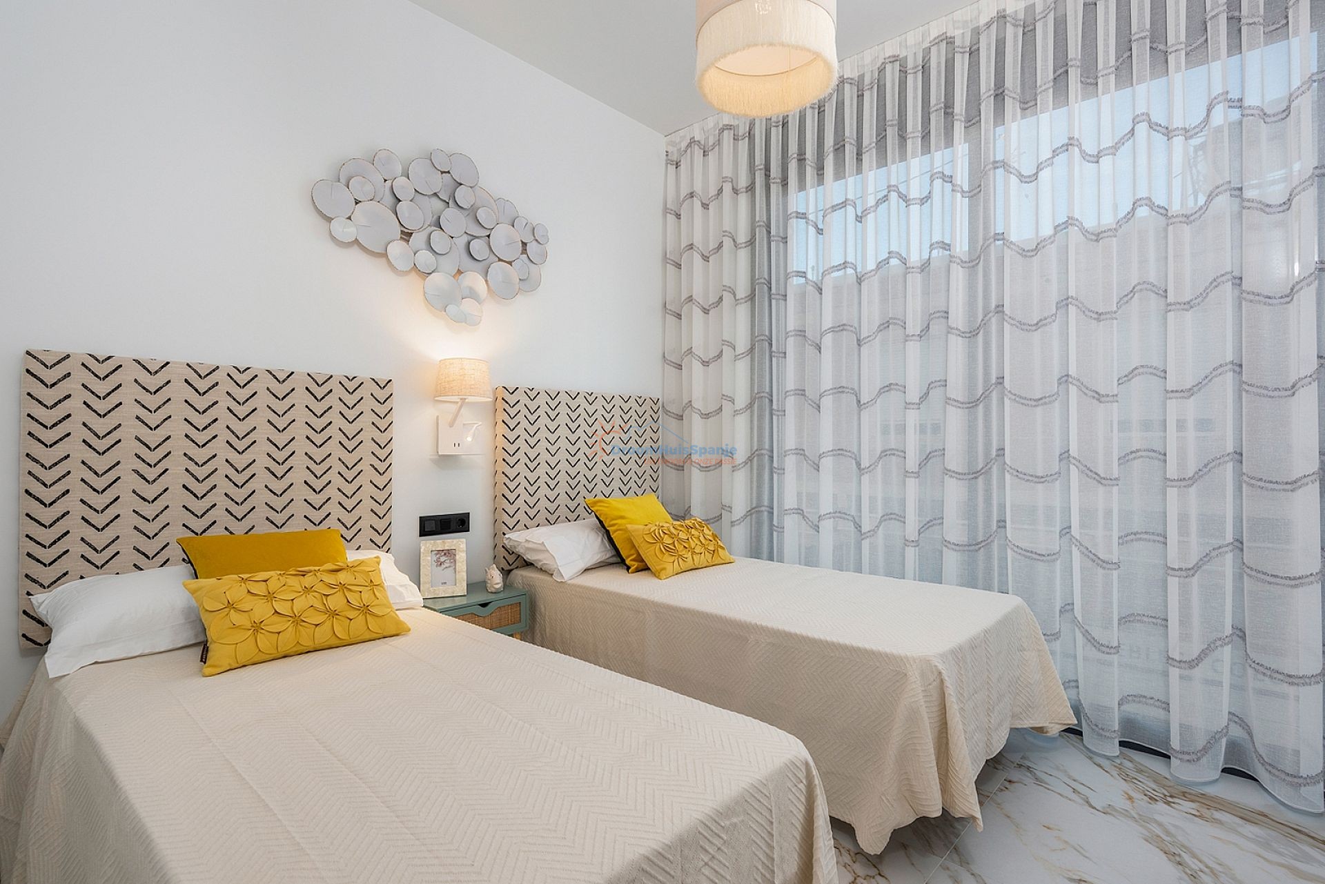 Ruime moderne appartementen op 600 meter van het strand - DroomHuisSpanje