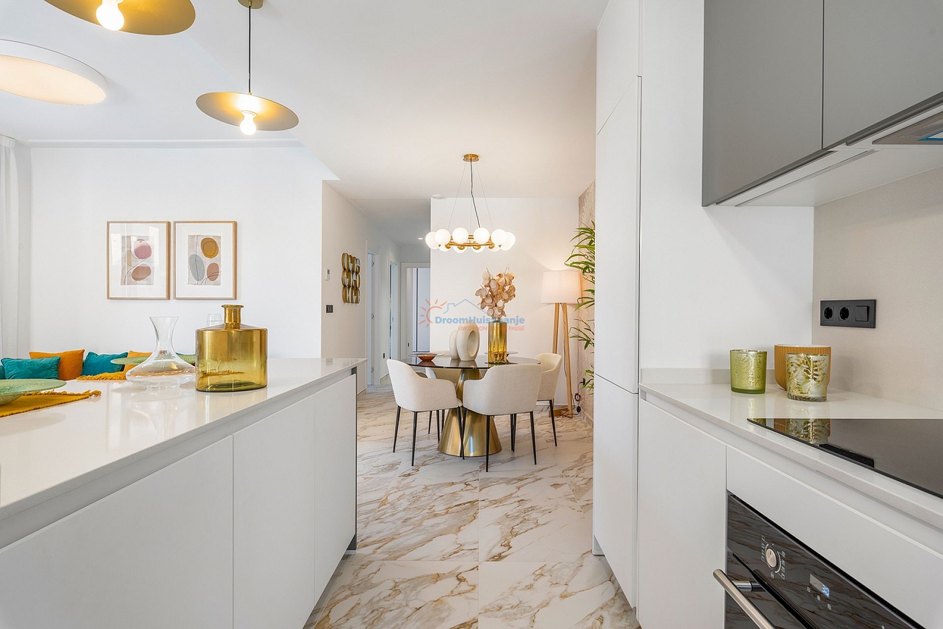 Ruime moderne appartementen op 600 meter van het strand - DroomHuisSpanje