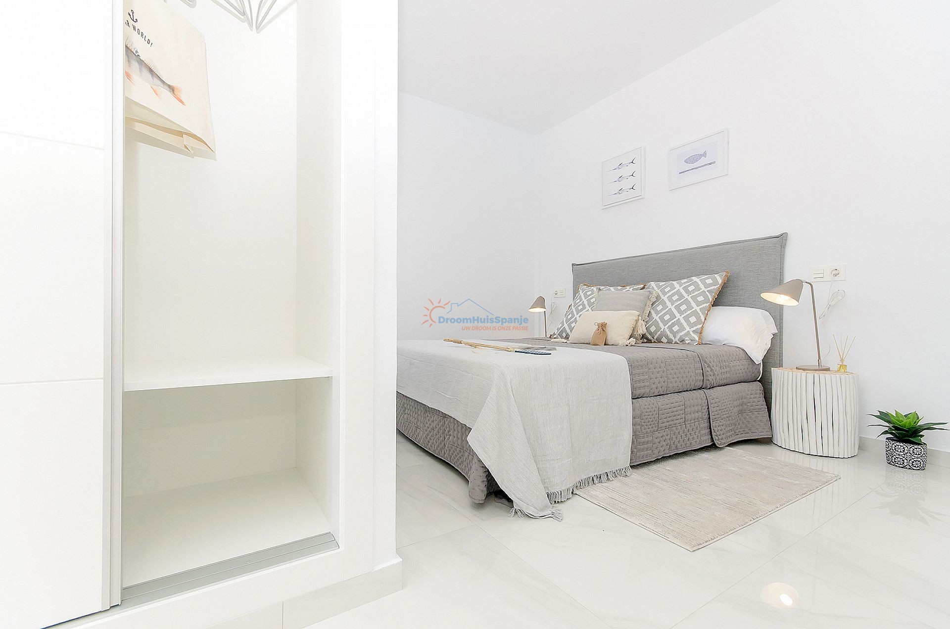 Modern herenhuis met privé solarium met panoramisch zeezicht - DroomHuisSpanje