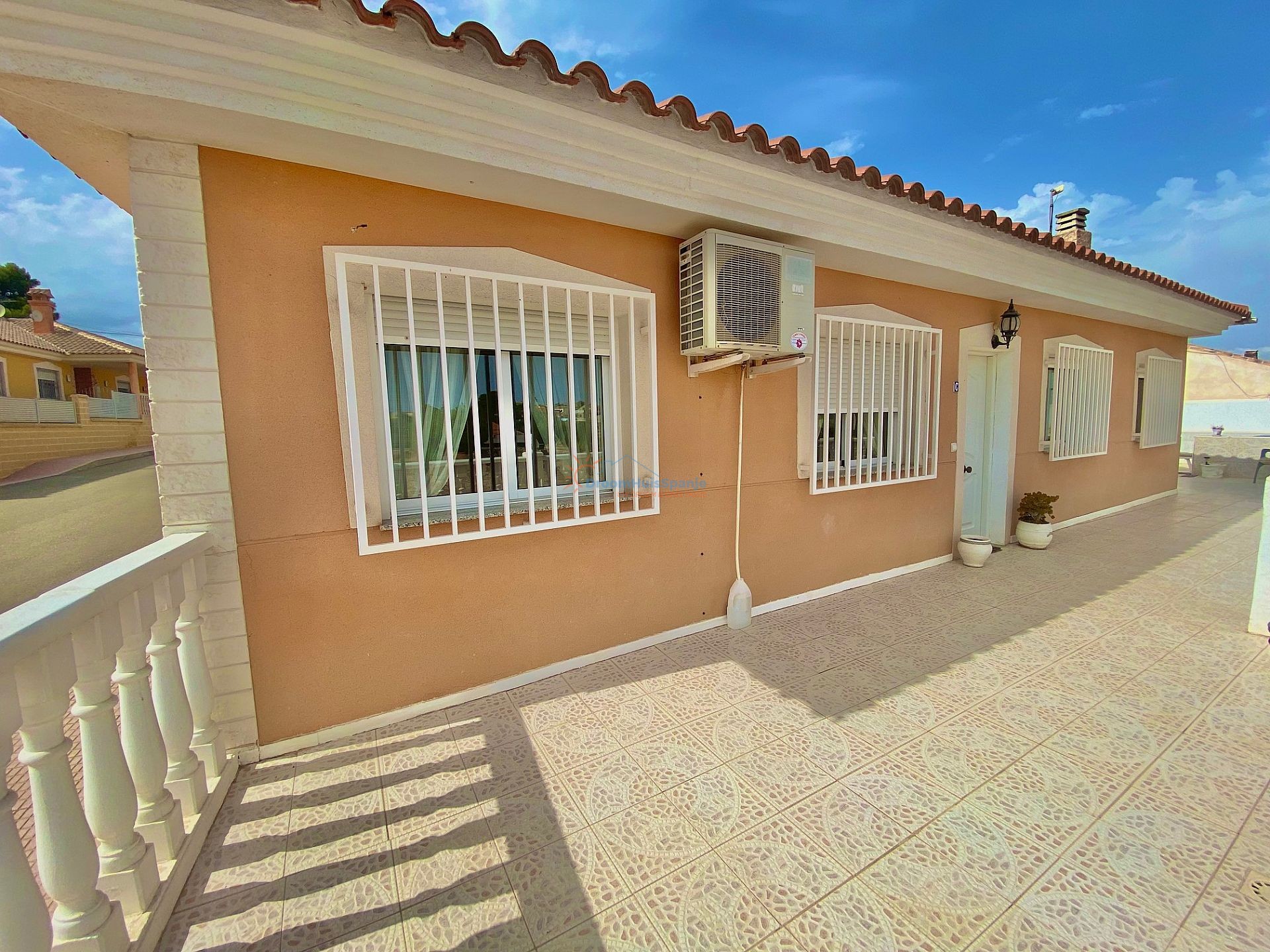 Villa independiente de 3 dormitorios en rústico El Pareton - DroomHuisSpanje