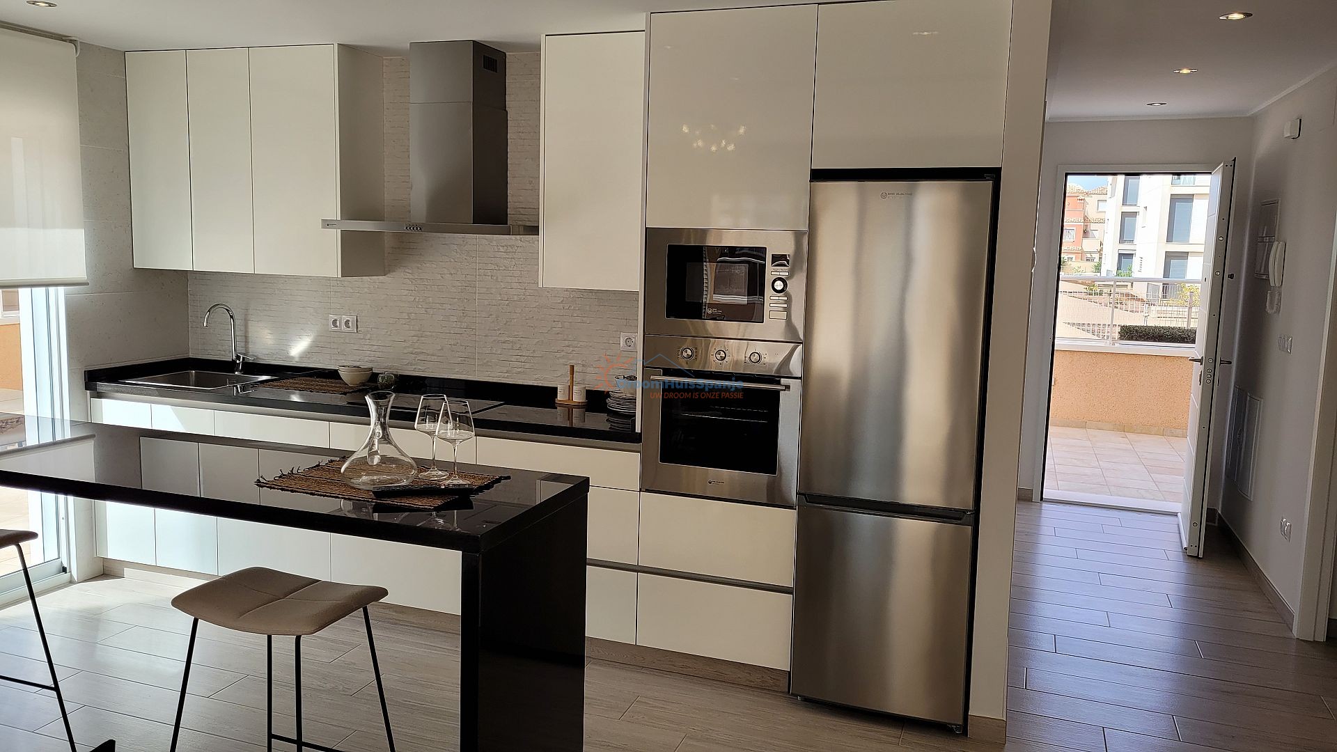 Groundfloor aparteent with 3 bedrooms on 400 meters to the beach - DroomHuisSpanje