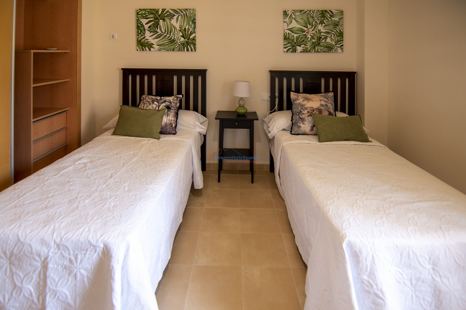 A very luxurious key-ready groundfloor apartement with private pool for sale - DroomHuisSpanje