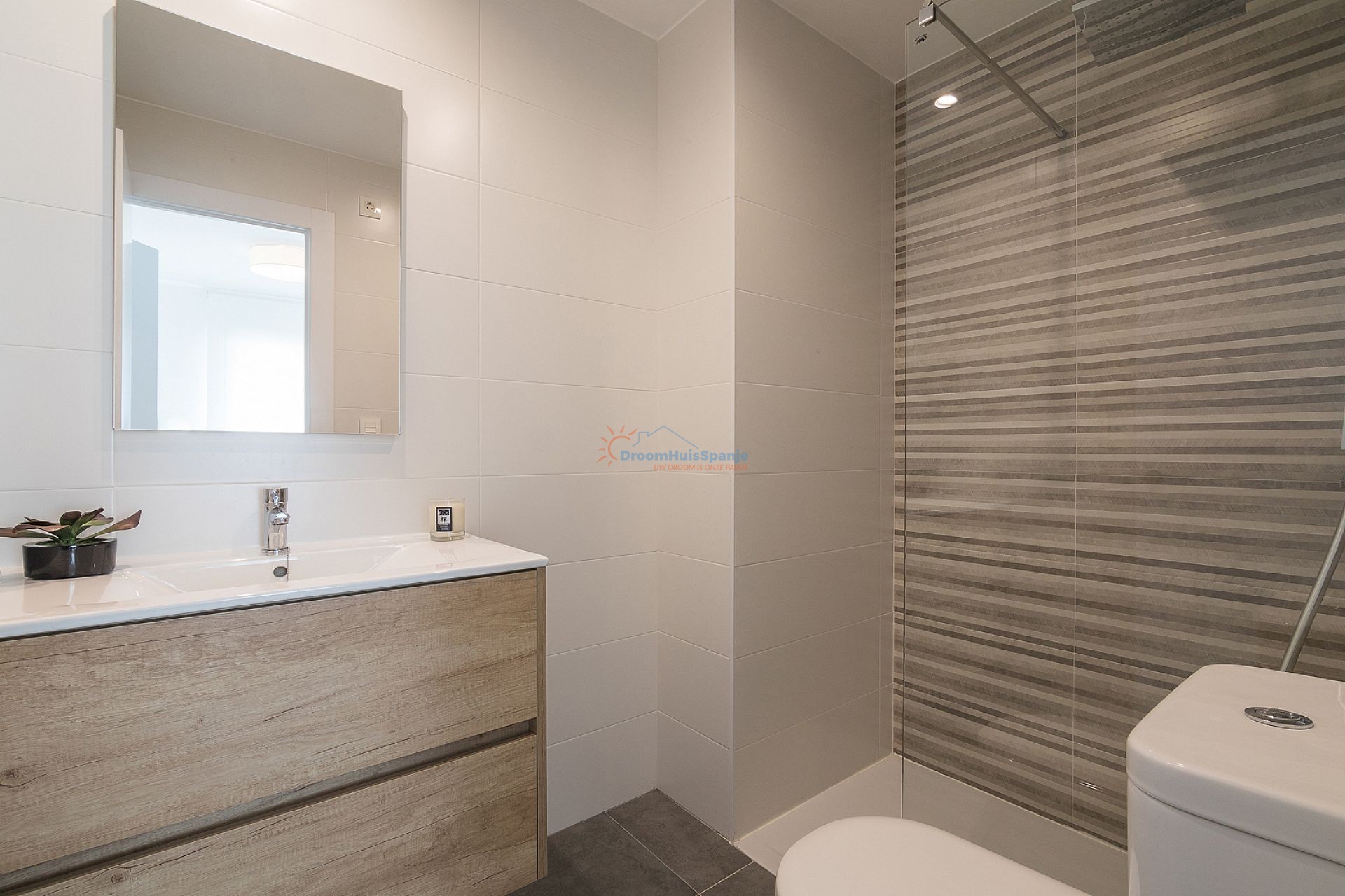 Sleutelklaar appartement  met 3 slaapkamers met panoramisch zicht - DroomHuisSpanje