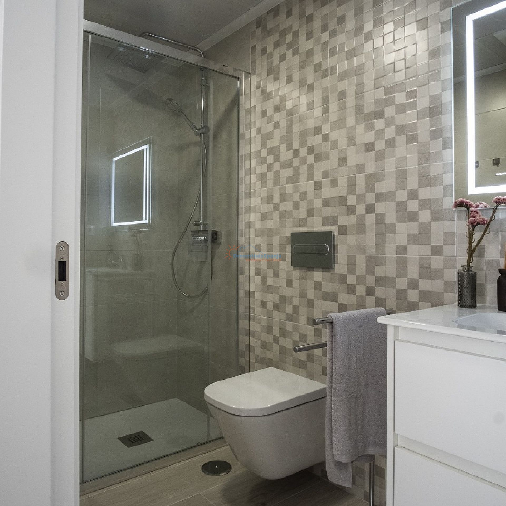 Moderne herenhuizen met privé solarium - DroomHuisSpanje