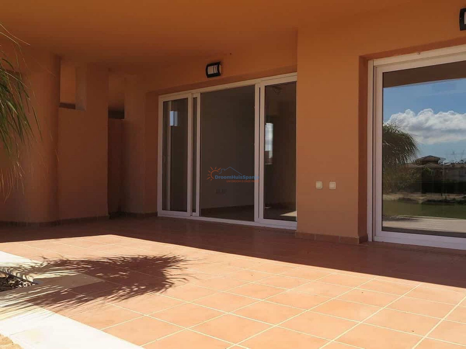 Apartamento de 3 dormitorios en primera línea de golf - DroomHuisSpanje