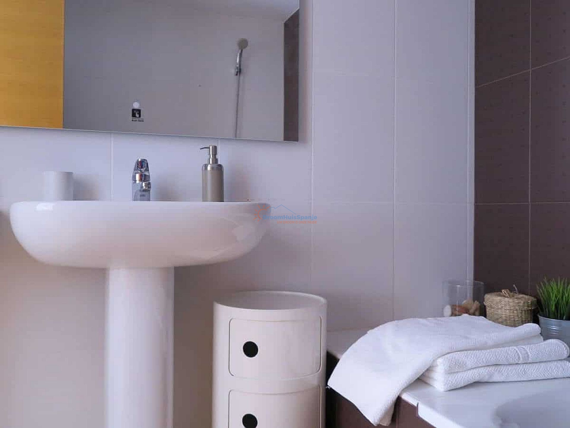 Apartamento de 3 dormitorios en primera línea de golf - DroomHuisSpanje