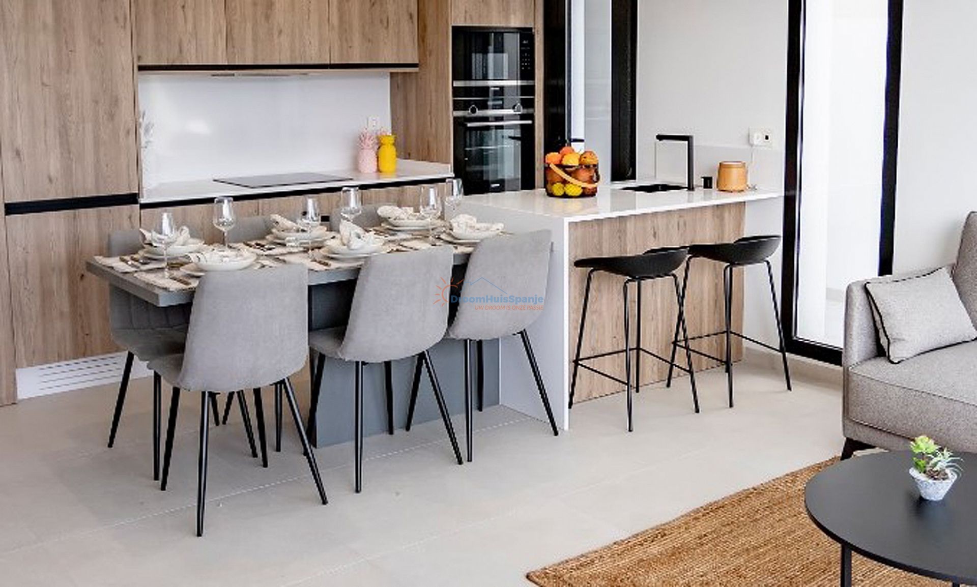 Penthouse deluxe op geweldige locatie met privé dakterras met buitenkeuken - DroomHuisSpanje