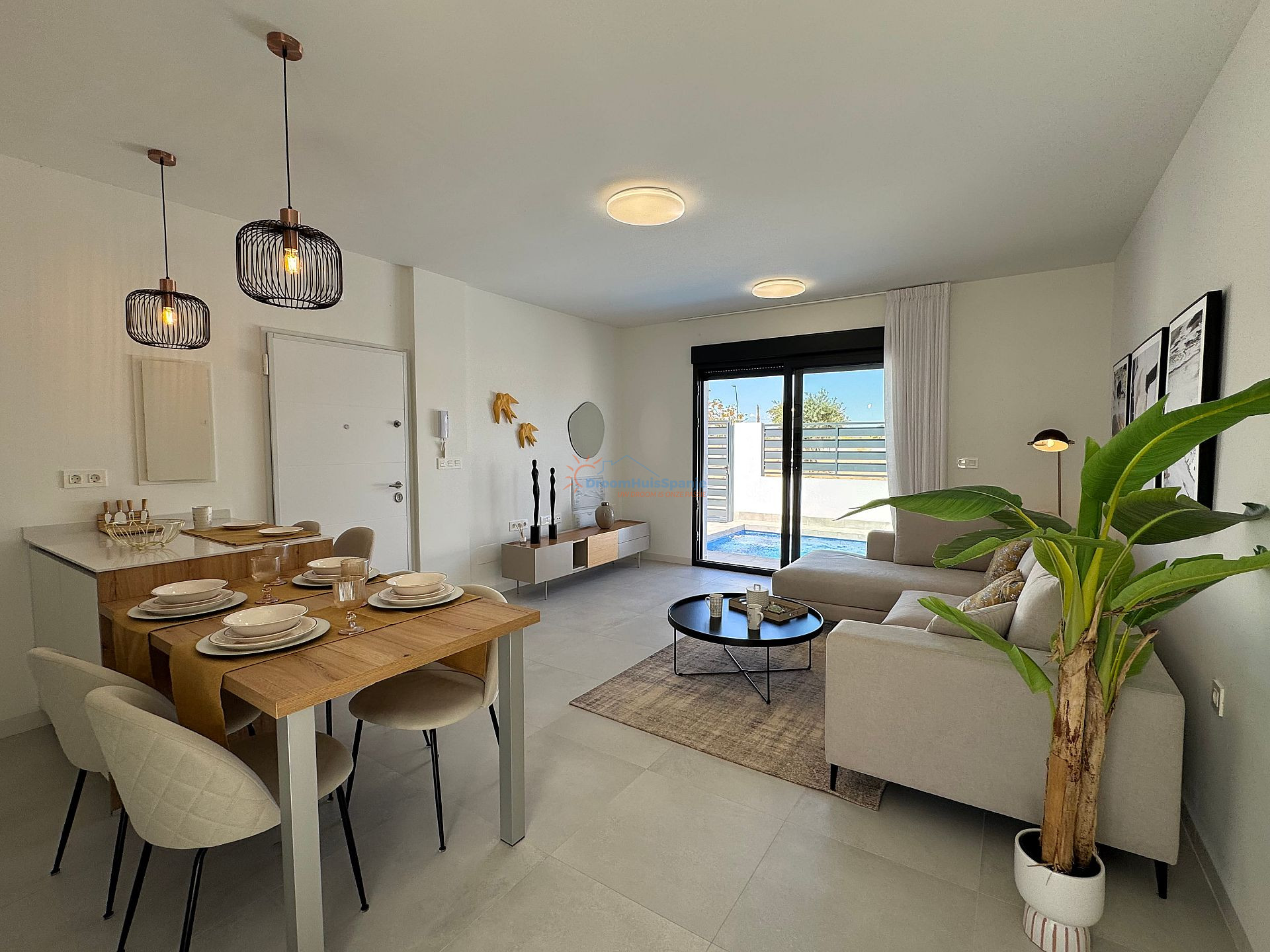 2 slaapkamer villa met privé dakterras in Roldan - DroomHuisSpanje