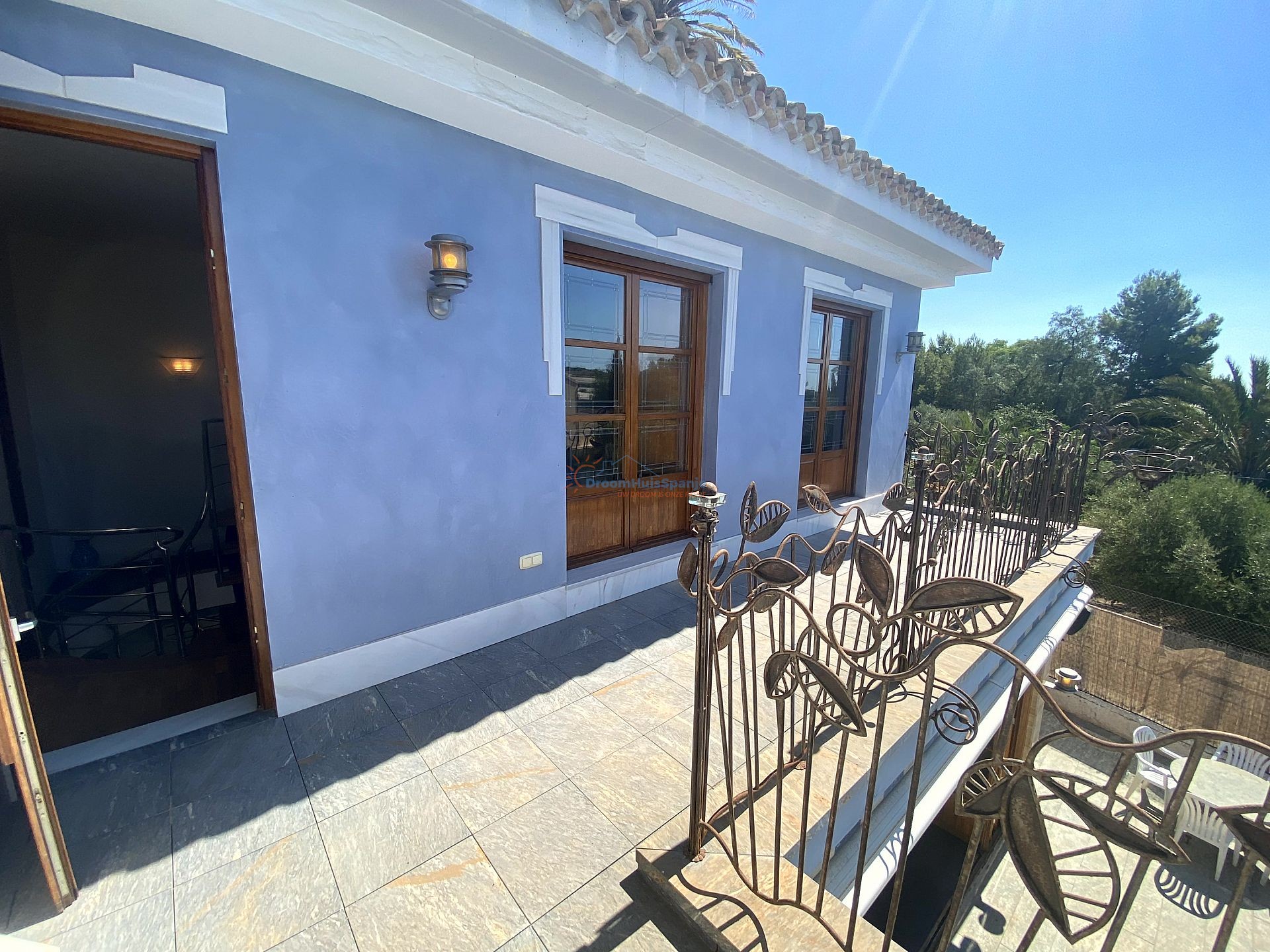 Prachtige vrijstaande villa in Spaanse stijl - DroomHuisSpanje