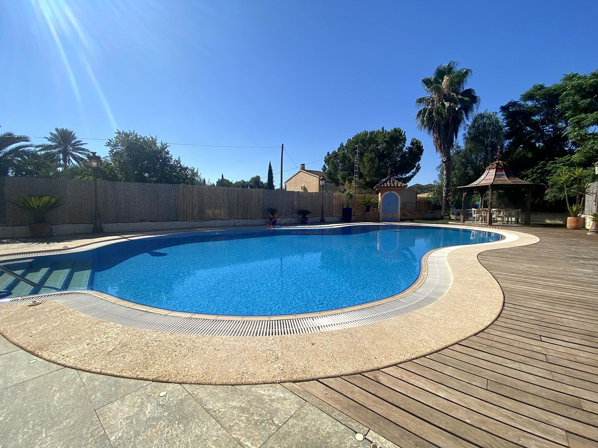 Prachtige vrijstaande villa in Spaanse stijl - DroomHuisSpanje