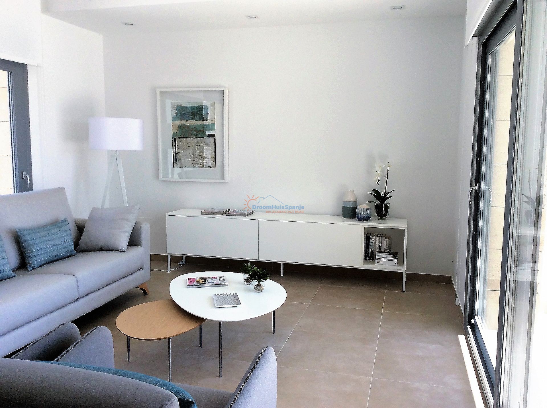 Gelijkvloerse quad villa met eigen dakterras - DroomHuisSpanje