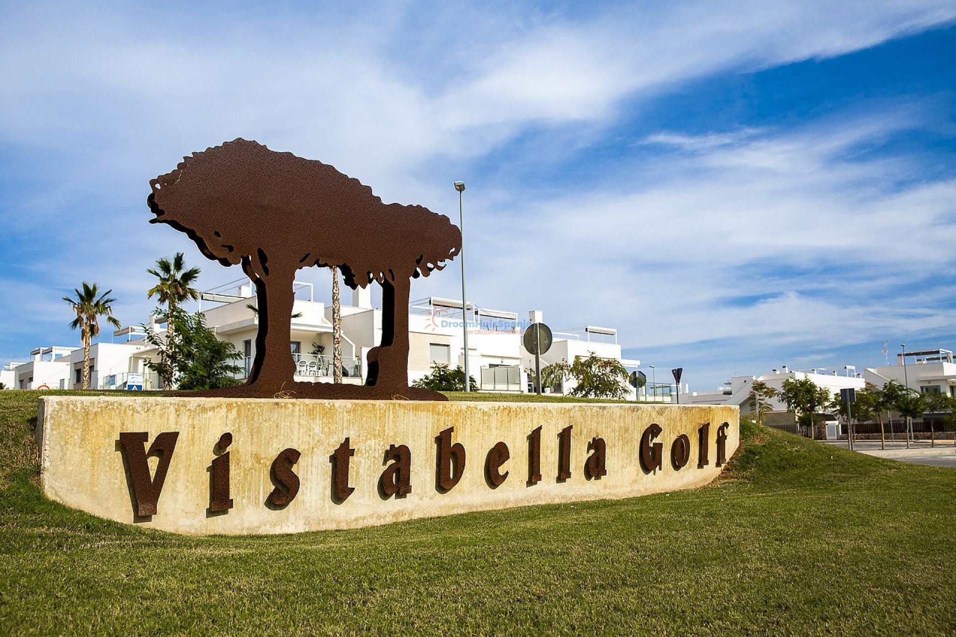 Moderne vrijstaande  3 slaapkamer villa op het VistaBella Golf Resort - DroomHuisSpanje