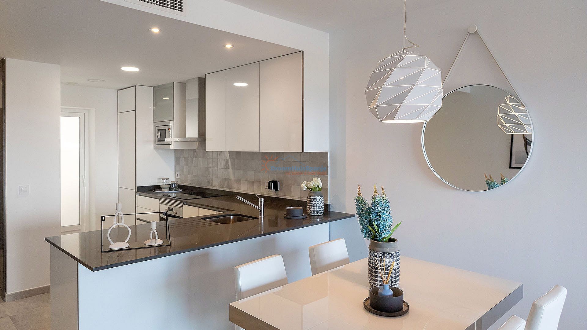 Penthouse met privé dakterras op 200 meter van de zee - DroomHuisSpanje