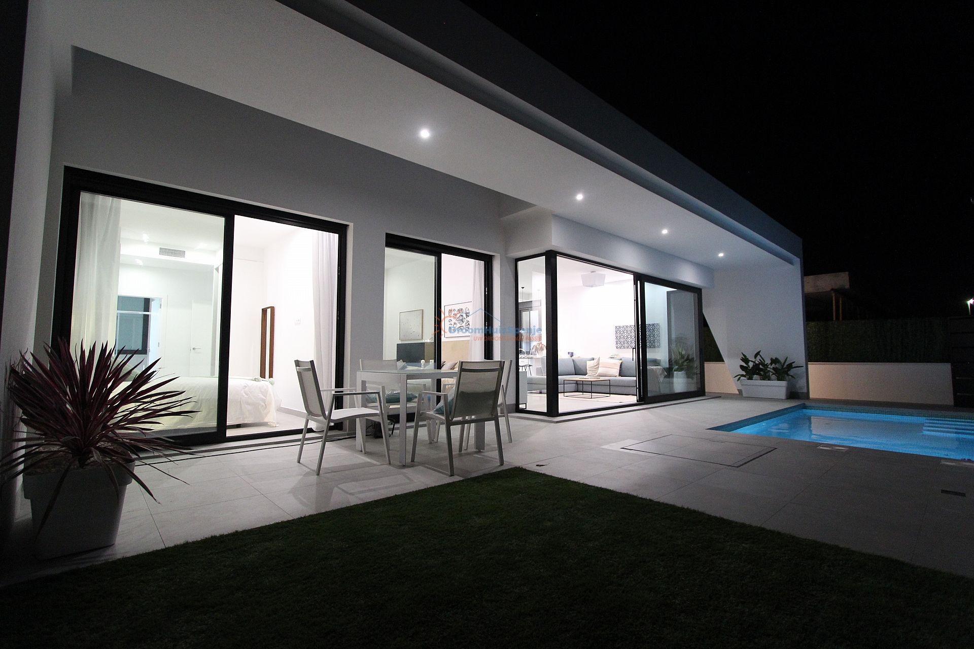 Beautiful detached villa with private solarium and private pool - DroomHuisSpanje