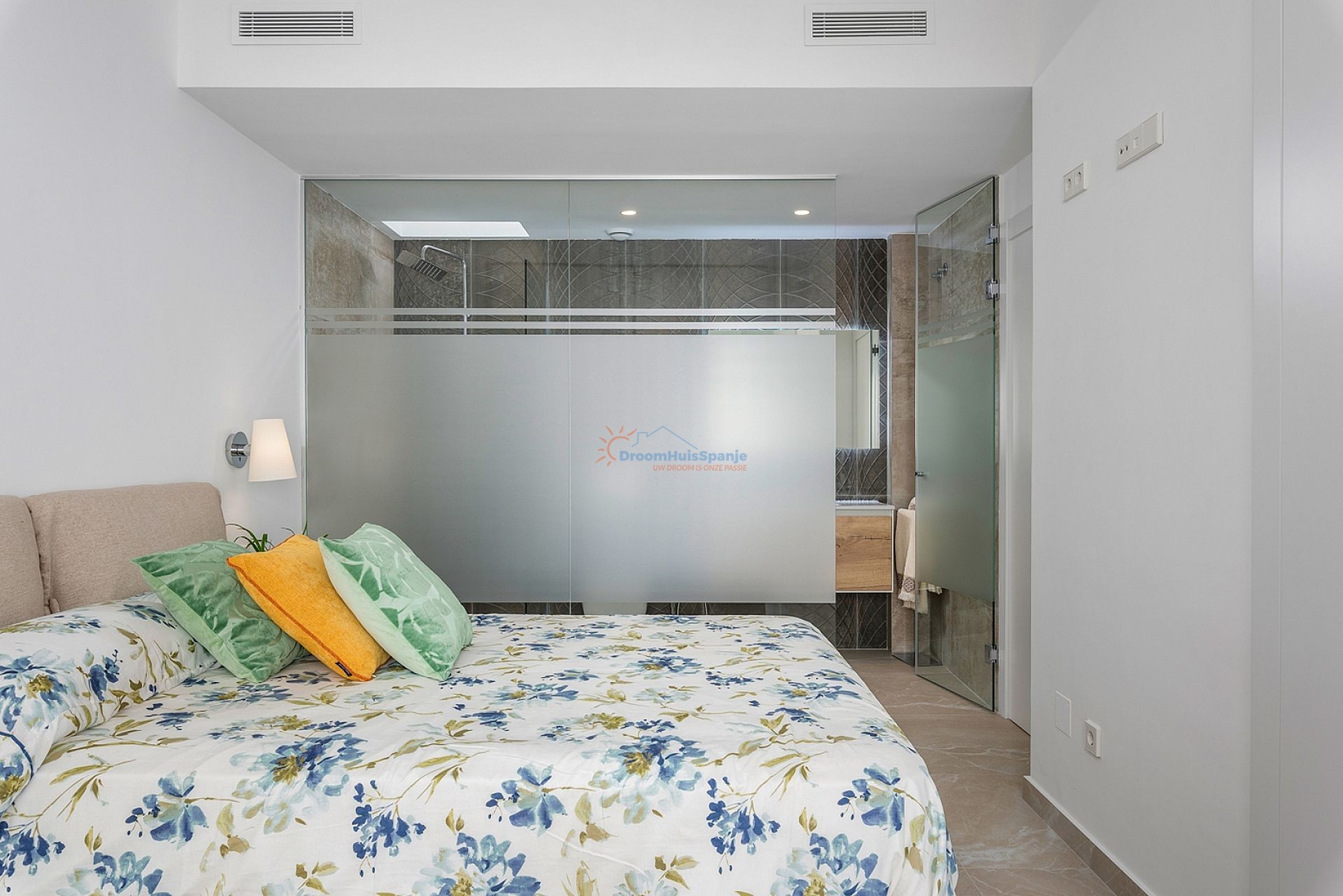 Luxe villa met prachtig uitzicht en heel veel extra´s - DroomHuisSpanje