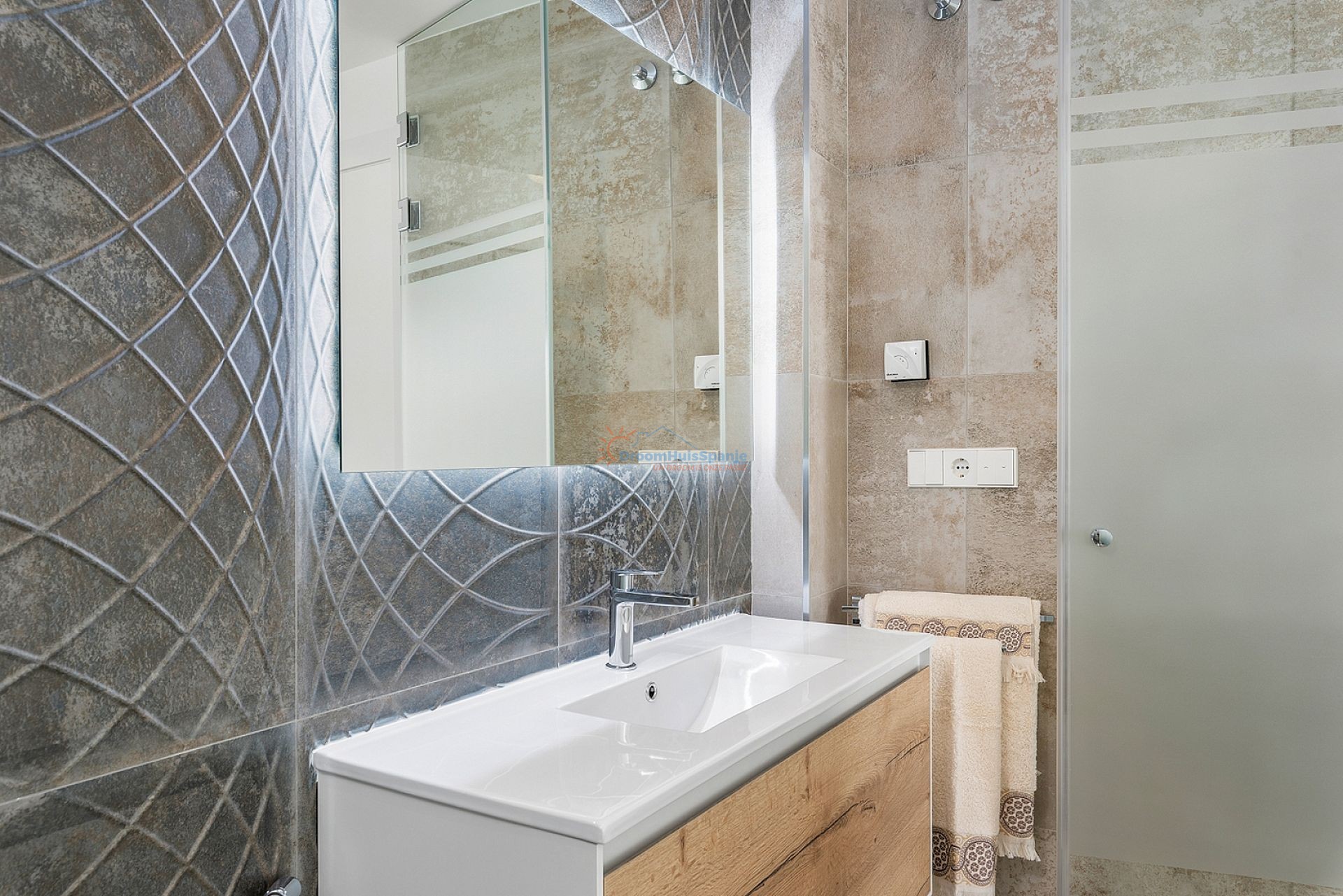 Luxe villa met prachtig uitzicht en heel veel extra´s - DroomHuisSpanje