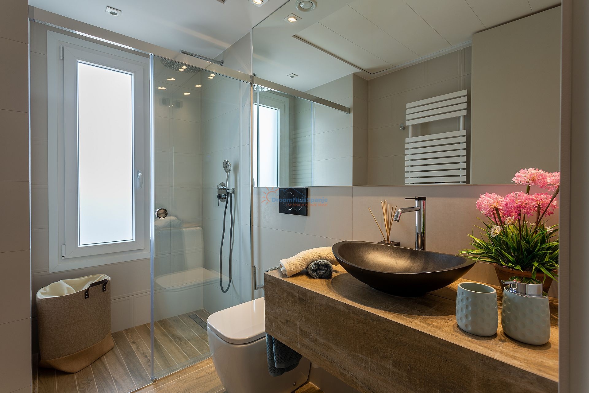 Geweldig gelijkvloers luxueus appartement - DroomHuisSpanje