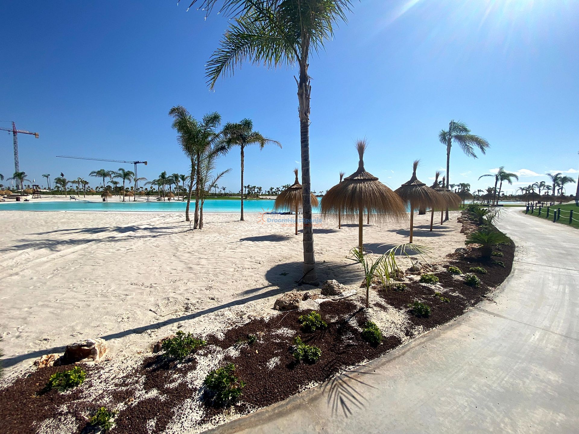 Vrijstaande villa deluxe op het Santa Rosalia Resort - DroomHuisSpanje